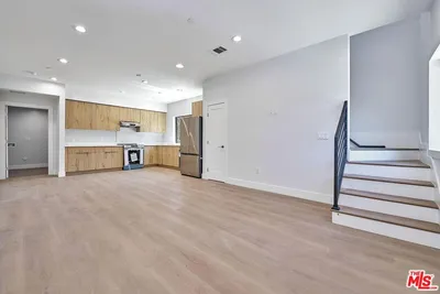 102 Marion Boulevard ADU photo 2