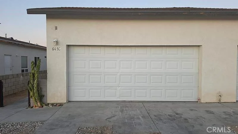 6453 Athol Avenue 6453 photo 2