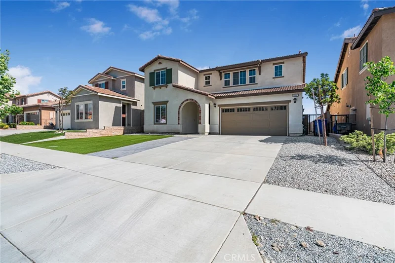 Photo 2 of 15597 Parry Peak Drive