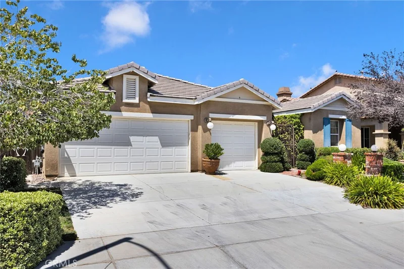 12352 Dandelion Way photo 2