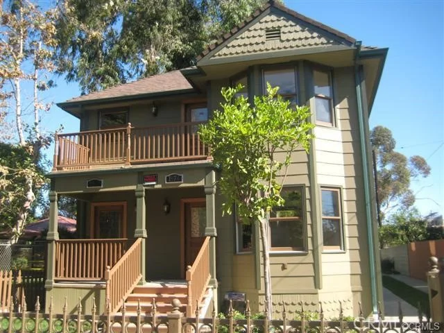1974 Estrella Avenue