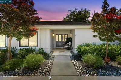 1323 Golden Rain Rd 3