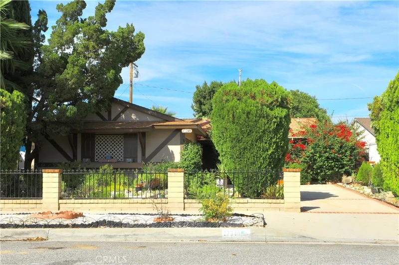 27340 Arriola Avenue