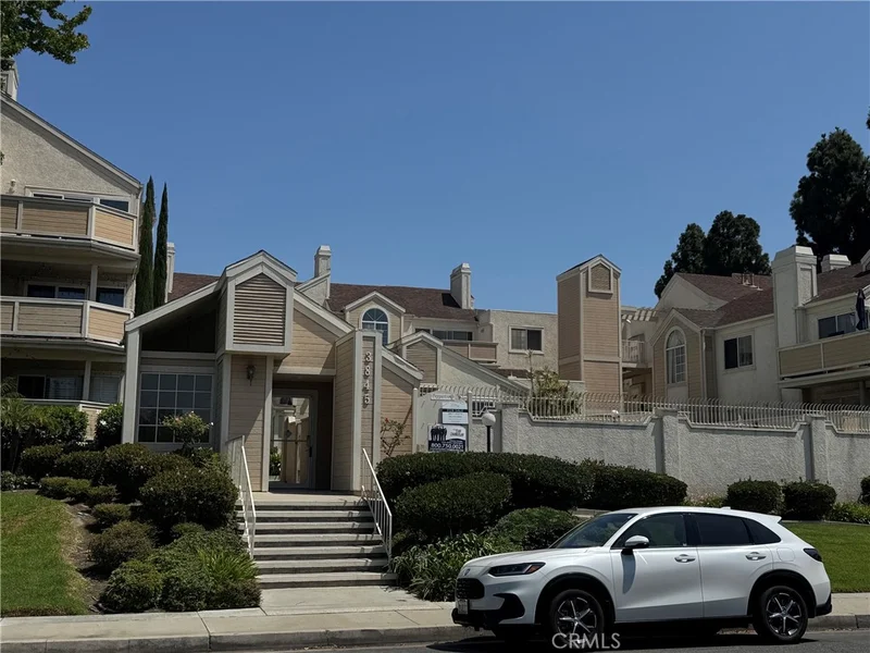 3845 Farquhar, Los Alamitos, CA 90720