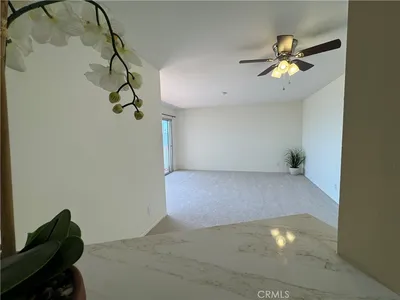 610 The Village 312 photo 2