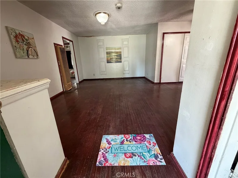 479 Carleton Avenue photo 2