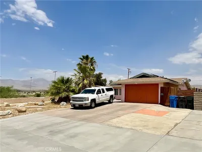 65760 4th Street photo 2