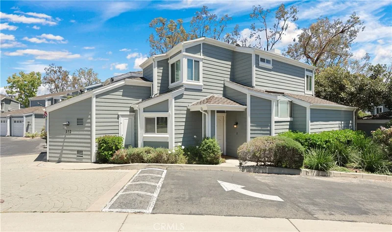 112 Santa Rosa Court