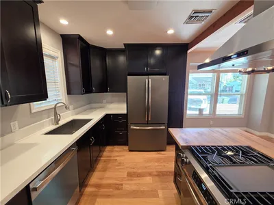 7019 Jamieson photo 2