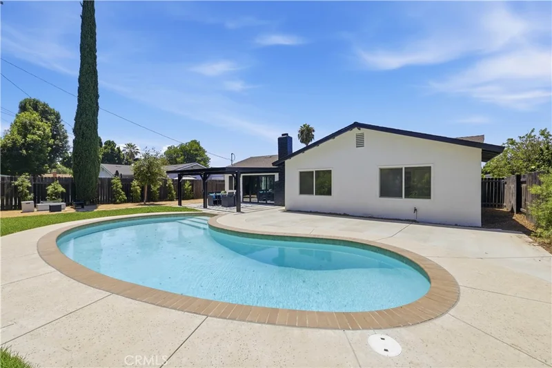 Photo 2 of 11224 Blucher Avenue