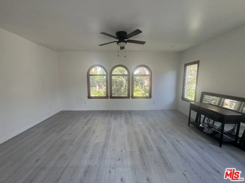 245 N Swall Drive photo 2