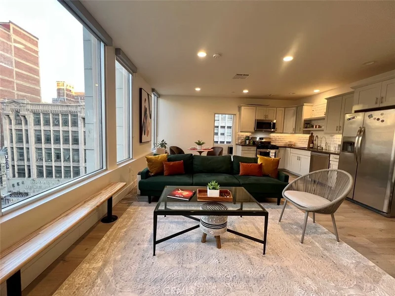 314 6th 405, Los Angeles, CA 90014
