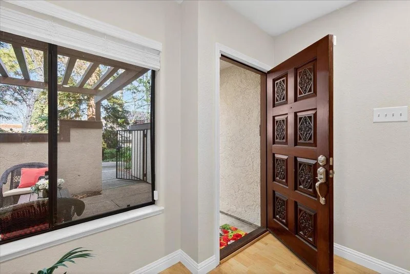 Photo 2 of 582 Pimlico Court