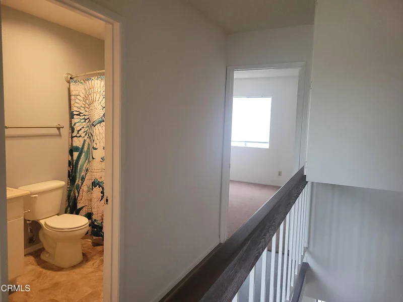 225 S Ventura Road 96 photo 2