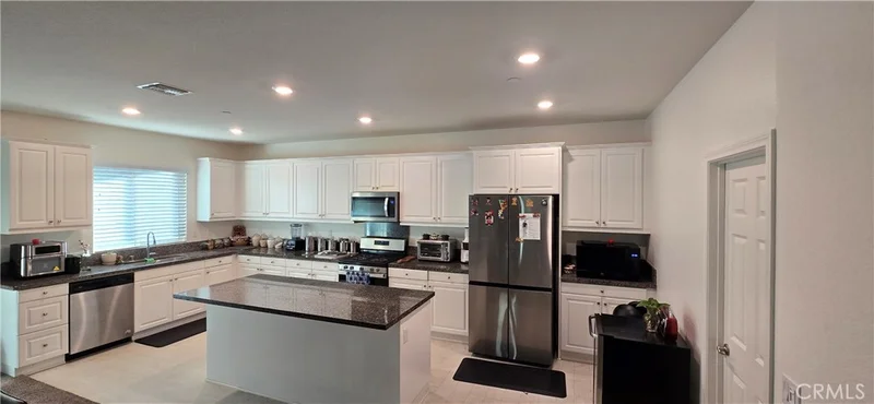8221 Muir Lane photo 2