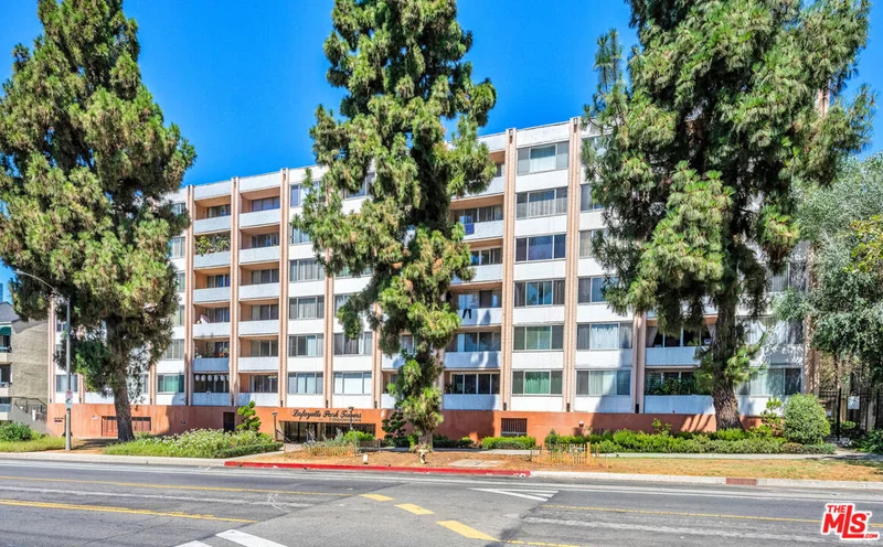 421 S La Fayette Park Place 210