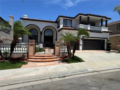 17529 Cloverdale