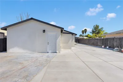 7359 Lynwood