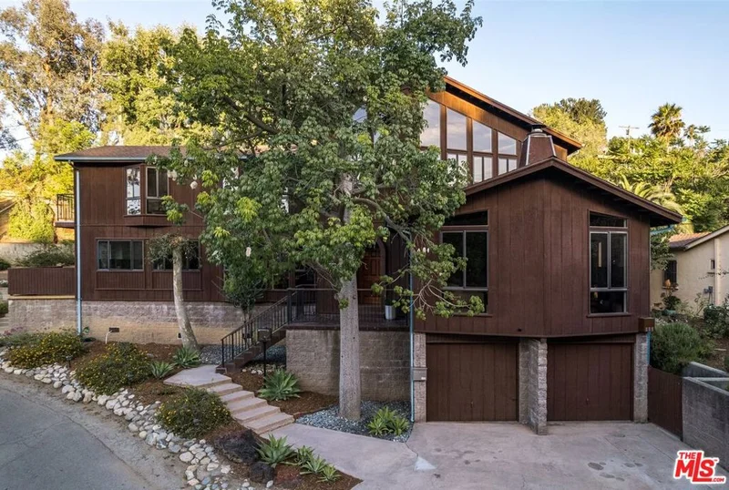 2310 Avon Street, Los Angeles, CA 90026