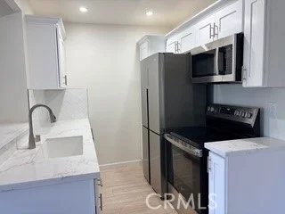 8163 Redlands 72