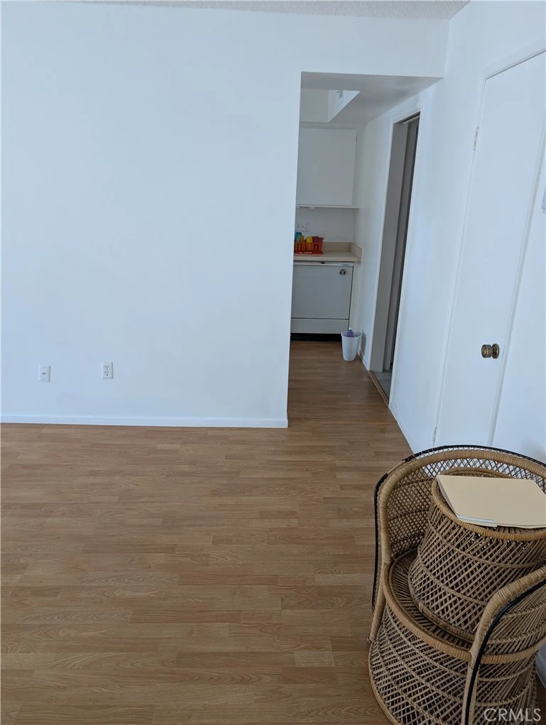 Interior 3