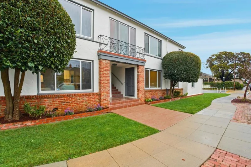 200 Anita Road 2 photo 2