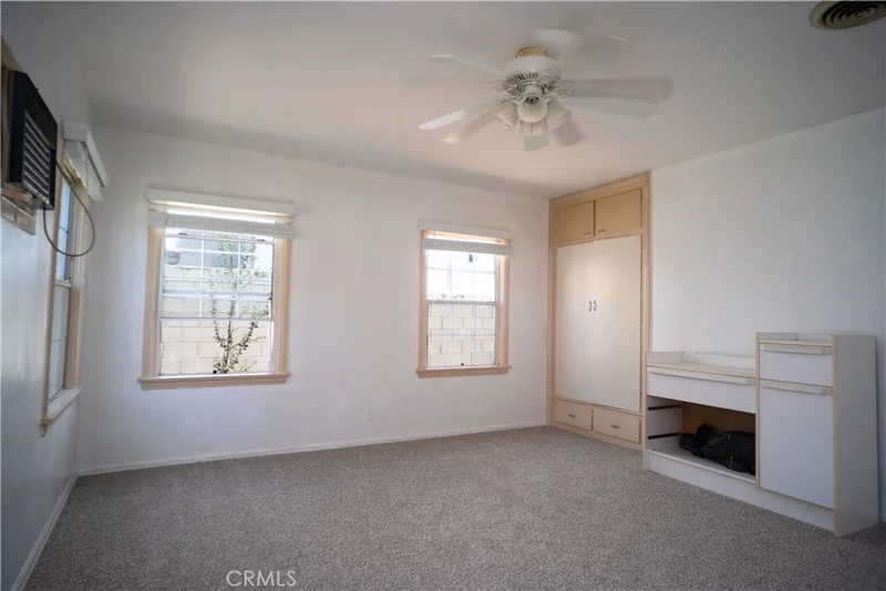 14431 Nordhoff Street photo 2