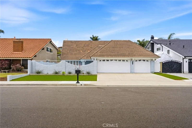 19151 Yacht Lane