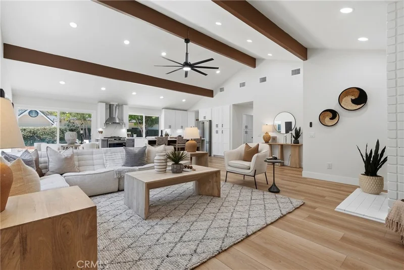3001 Tigertail Drive