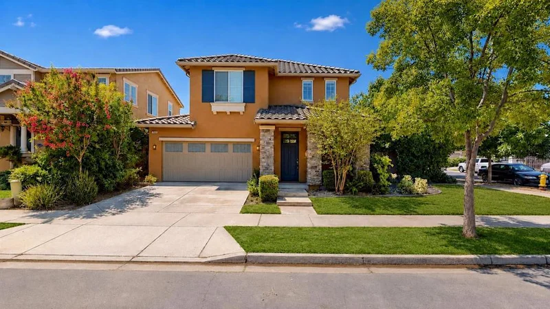 Photo 2 of 1282 Violet Way