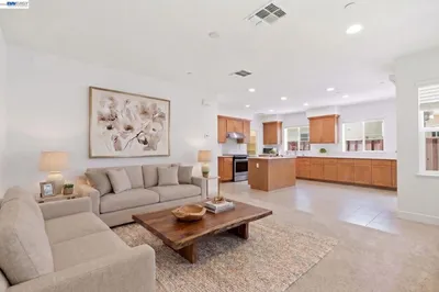 8553 Schooner Way photo 2