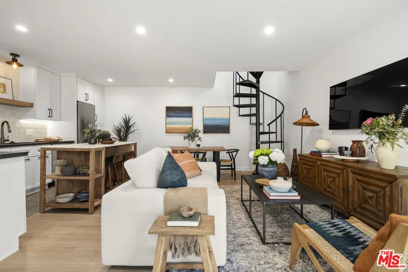 1310 N Avenue 56 1/2