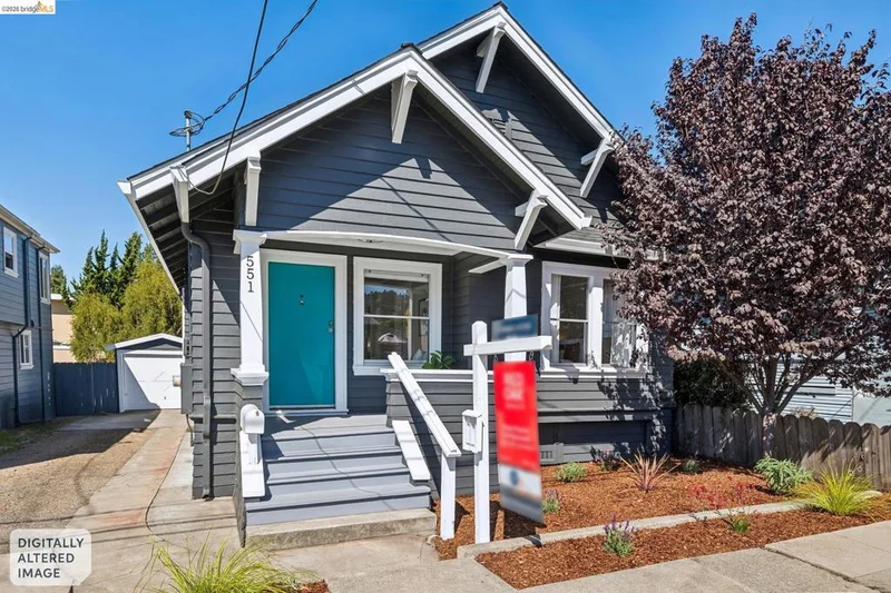 551 Richmond St
