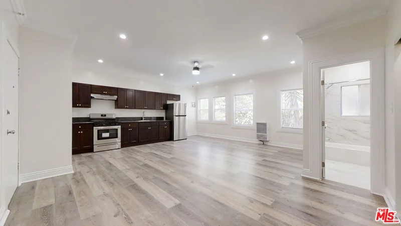 507 Loma 205