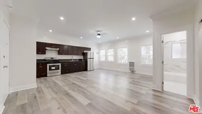 507 Loma 205