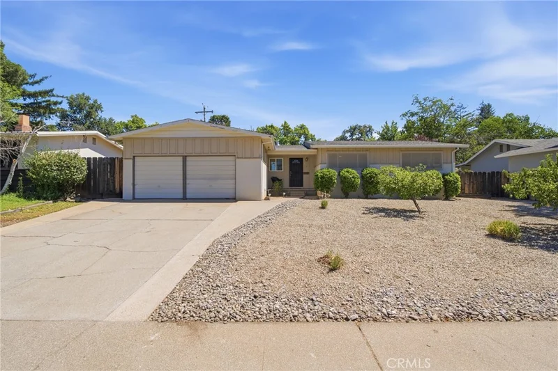 476 Redwood