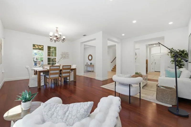 Photo 2 of 115 Macedon Court