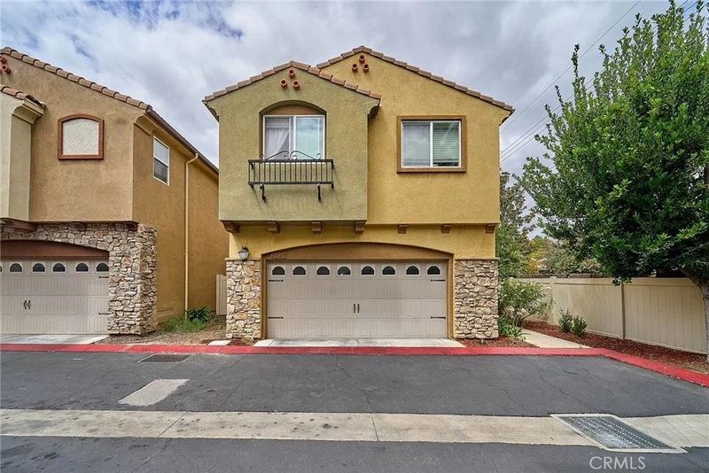 Photo 2 of 21125 Ingomar Court
