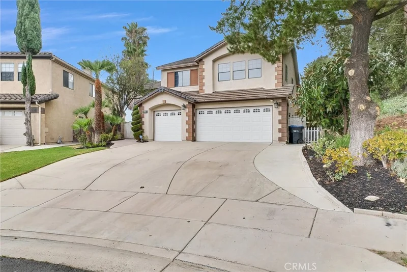 3061 Diamond View photo 2