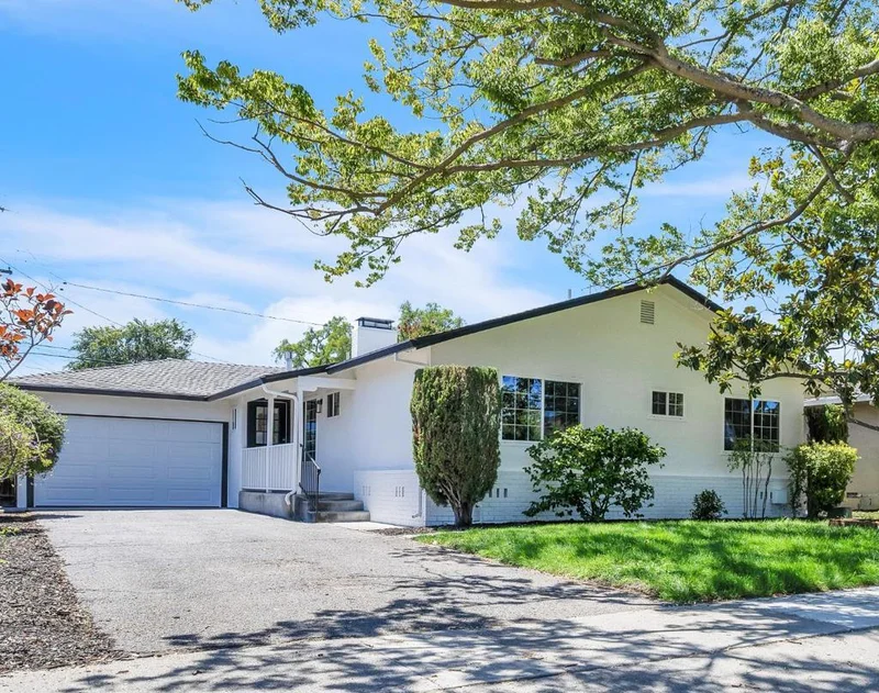 1924 Rosswood Drive