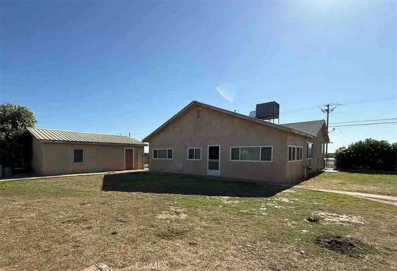 Photo 2 of 12720 10th Ave