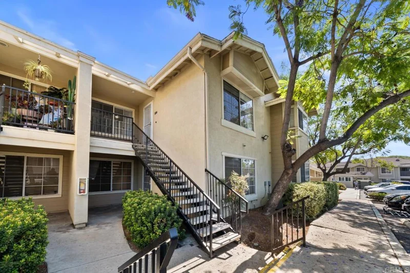 3605 Grove Street 256