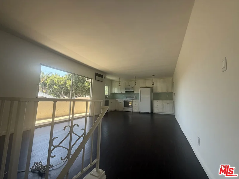 1678 Federal Avenue 3