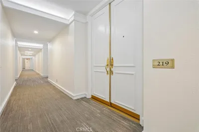 1131 Alta Loma photo 2