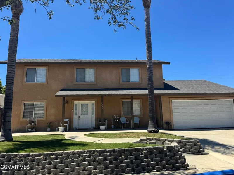 2884 Gardner Street photo 2