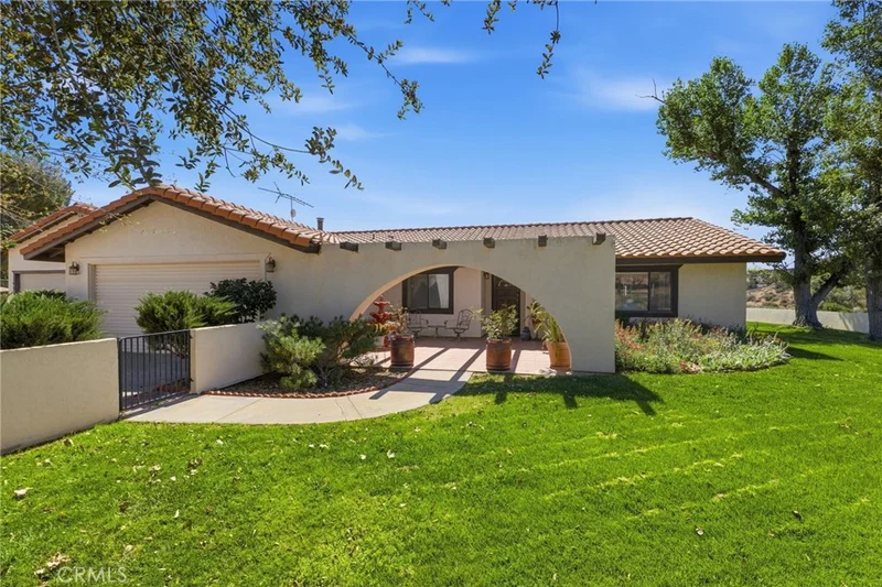 49050 Lake Canyon