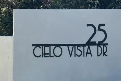 25 Cielo Vista Drive photo 2