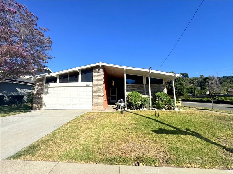 3528 Castle Rock Road