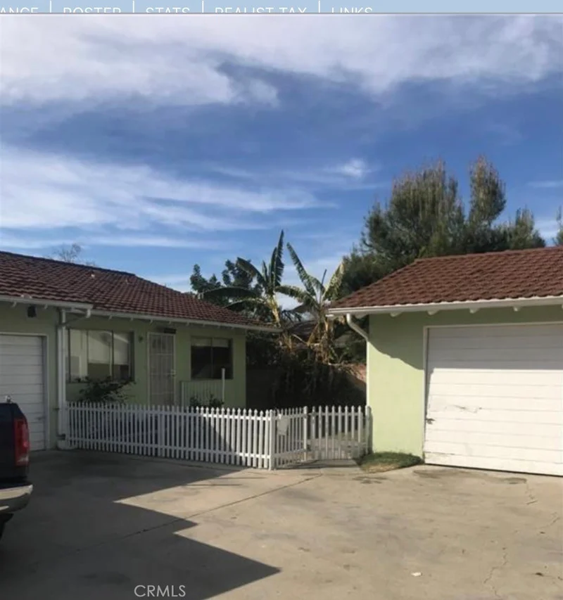 9617 Walnut