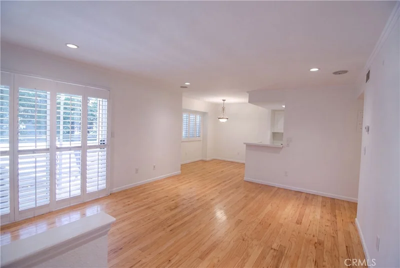 4201 Las Virgenes Road 203 photo 2